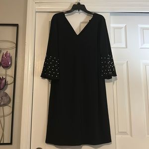 1X Black Roz&Ali long sleeved dress with beaded pearls and v neck
